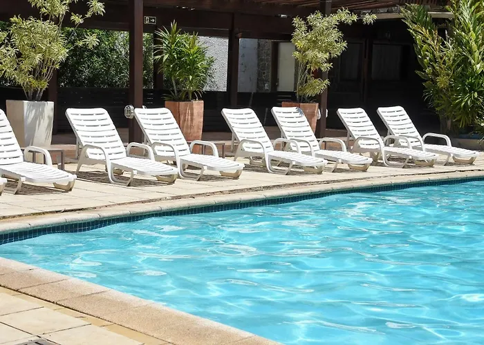 Delphin Surf Hotel