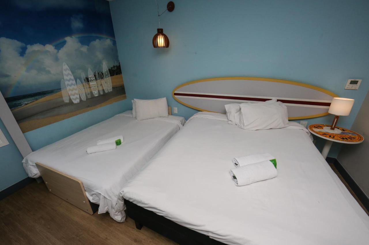 Delphin Surf Hotel 3*