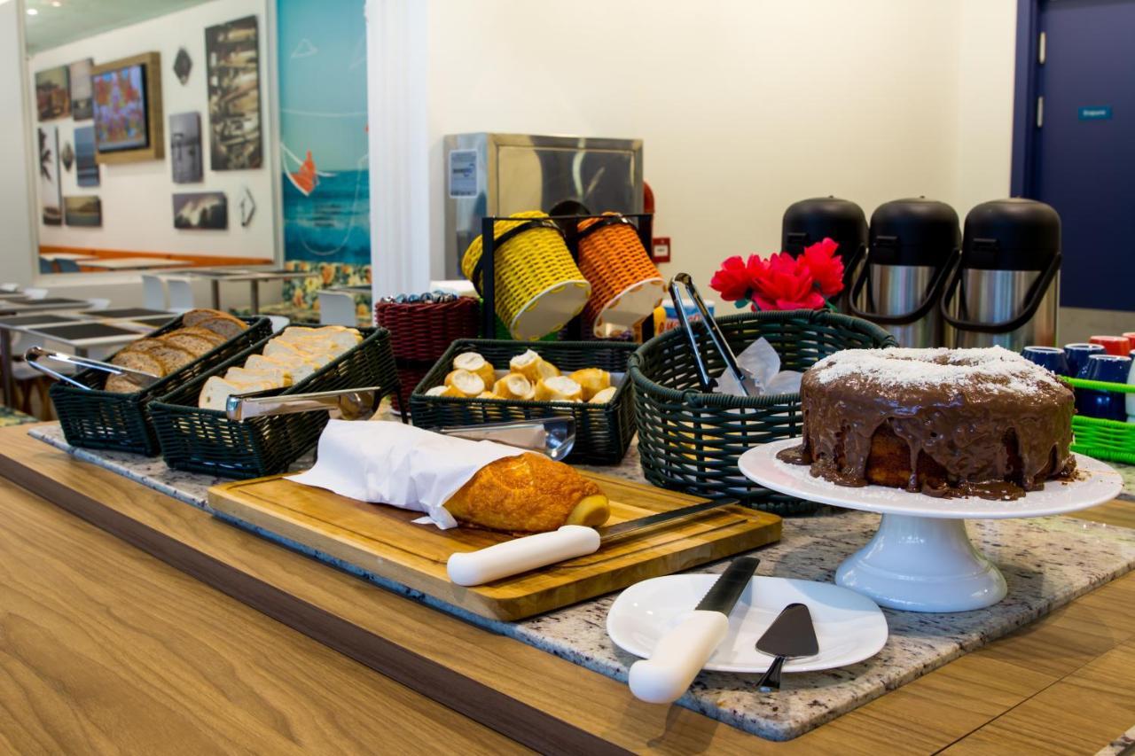 Delphin Surf Hotel Guaruja